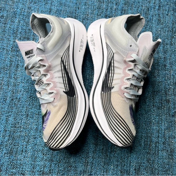 Nike Zoom Fly Floral Sneakers in Pure Platinum - Picture 5 of 9